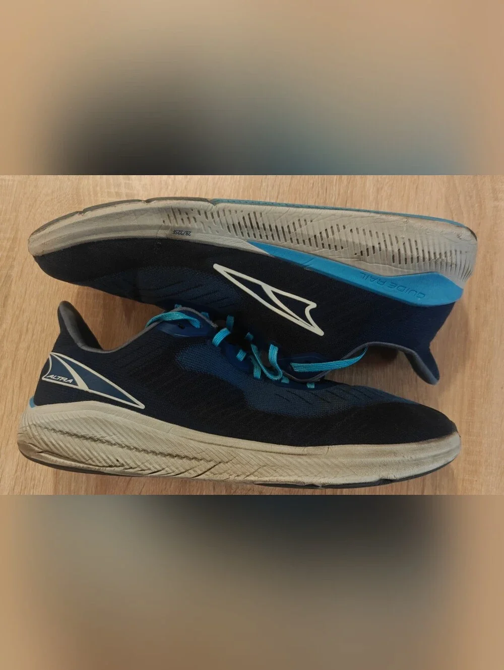 Altra Experience Form Men’s Size 15 Blue Running Shoes Support Cushioned Trainer